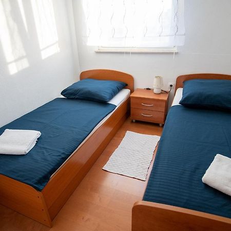 Apartments Mamut 特罗吉尔 外观 照片